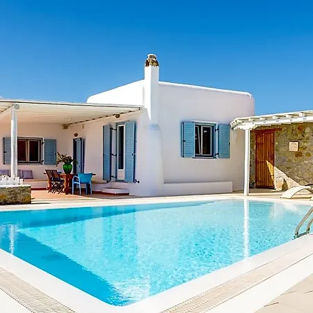 Lighthouse Mykonos Hotel *